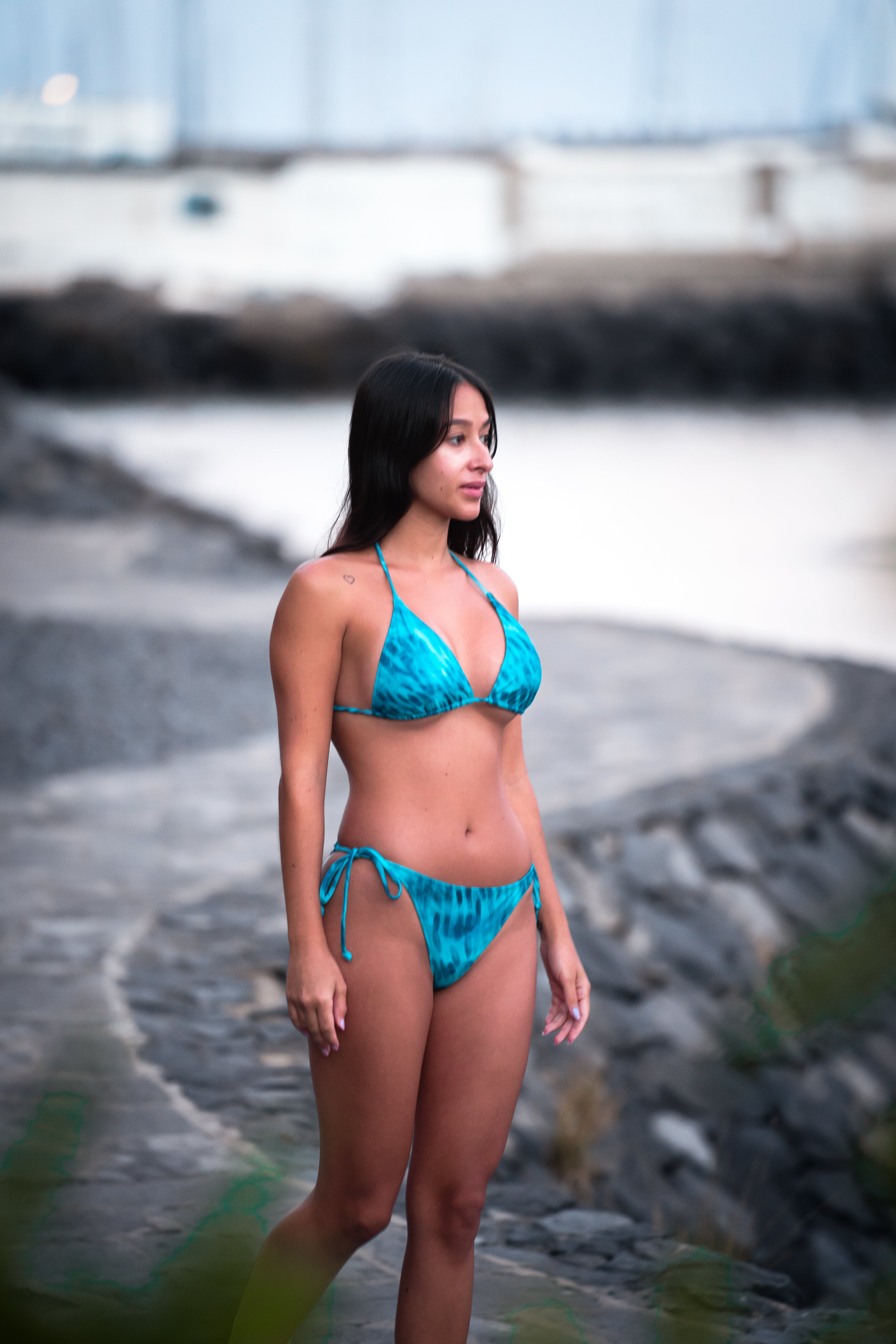 Bikini Piel Tiburón Tigre (Tonos azulados)