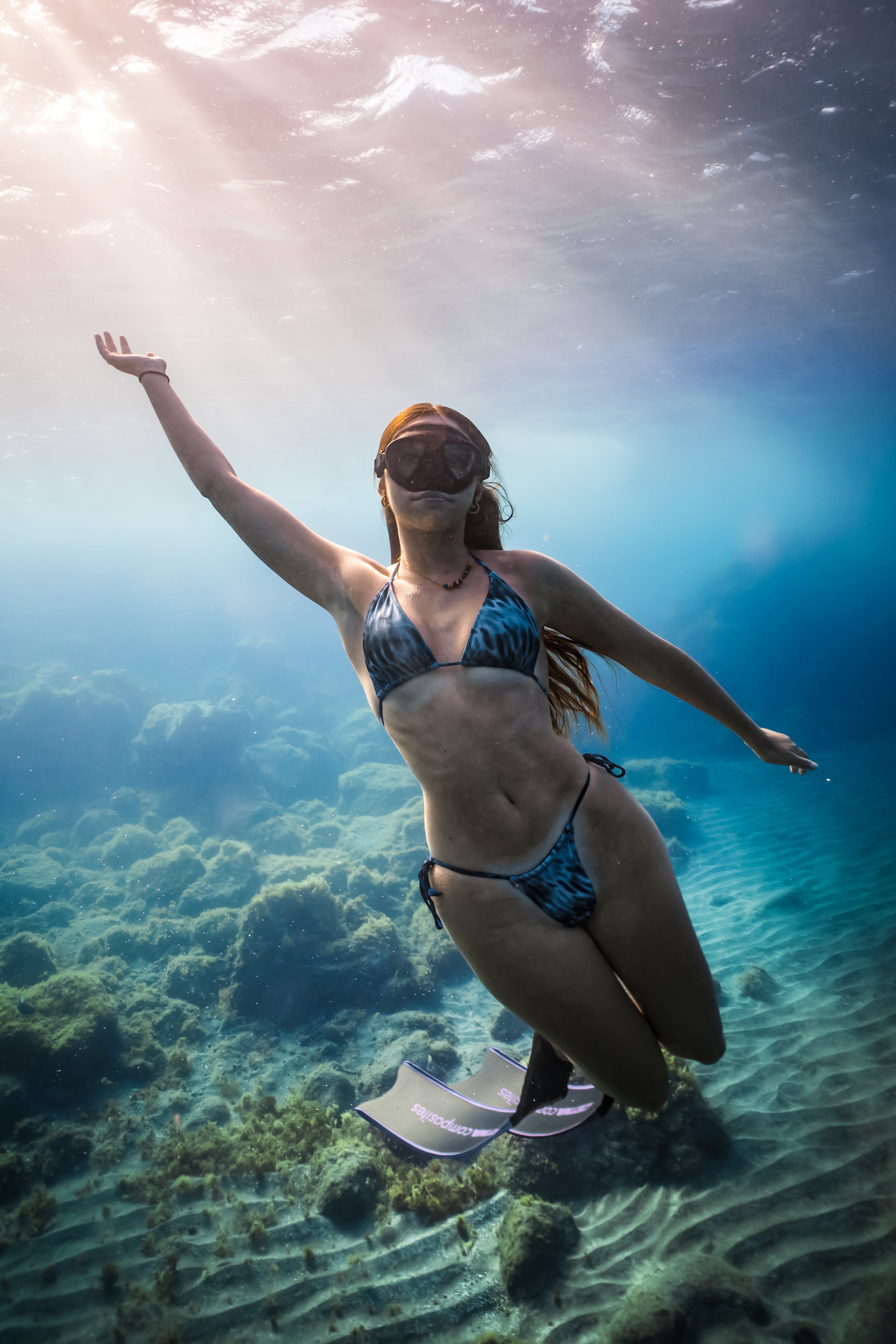 Bikini Piel Tiburón Tigre - Brasileño (Tonos grisáceos)